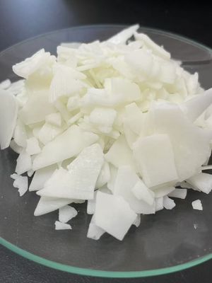 متوسولفات بِهِنتریومونیوم برای بهبود درخشش مو و مدیریت